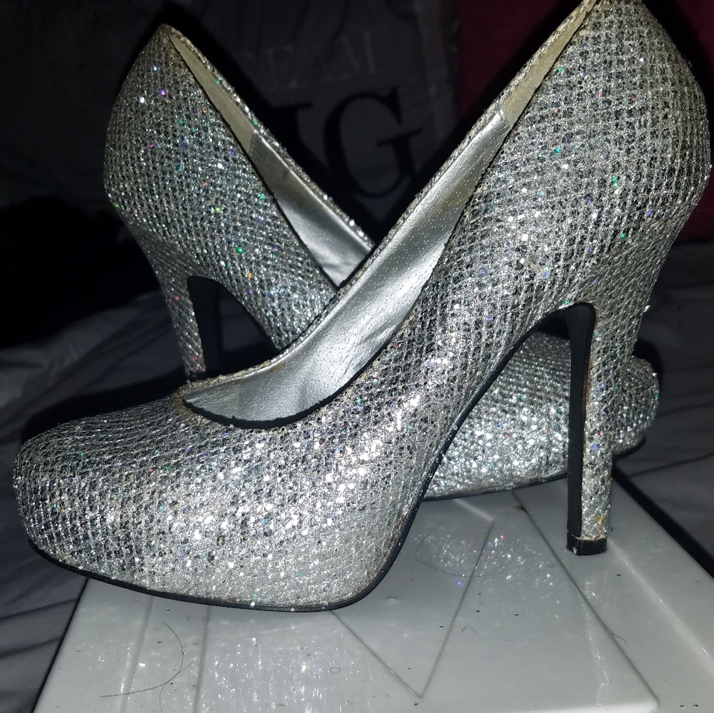 Glitter Silver Platform Pumps